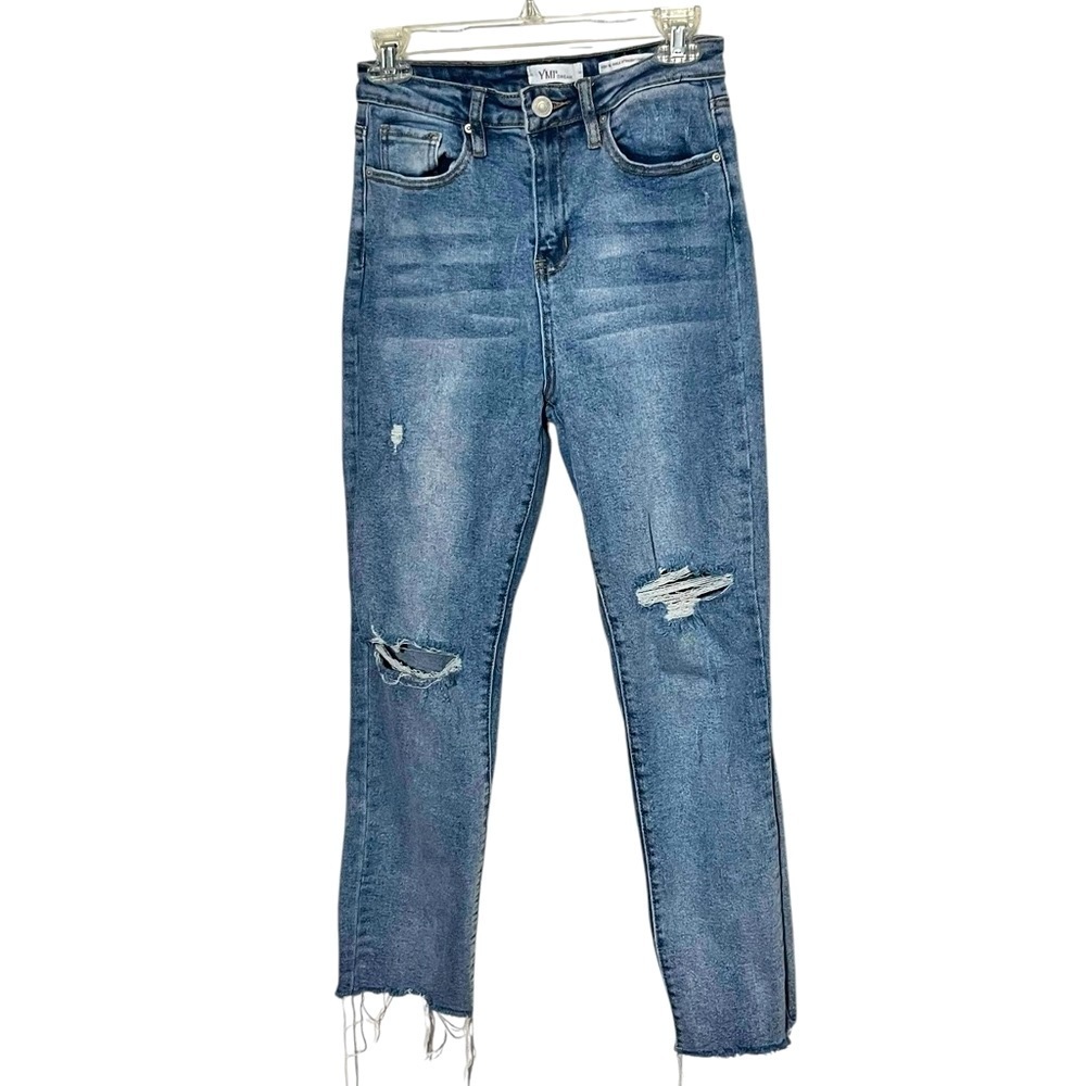 YMI Vintage High Rise Straight Leg Distressed Dream Jeans Size 29/9 Light Wash